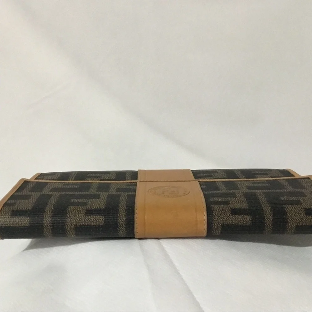 Authentic FENDI Brown Logo Wallet Trifold - Picture 5 of 16